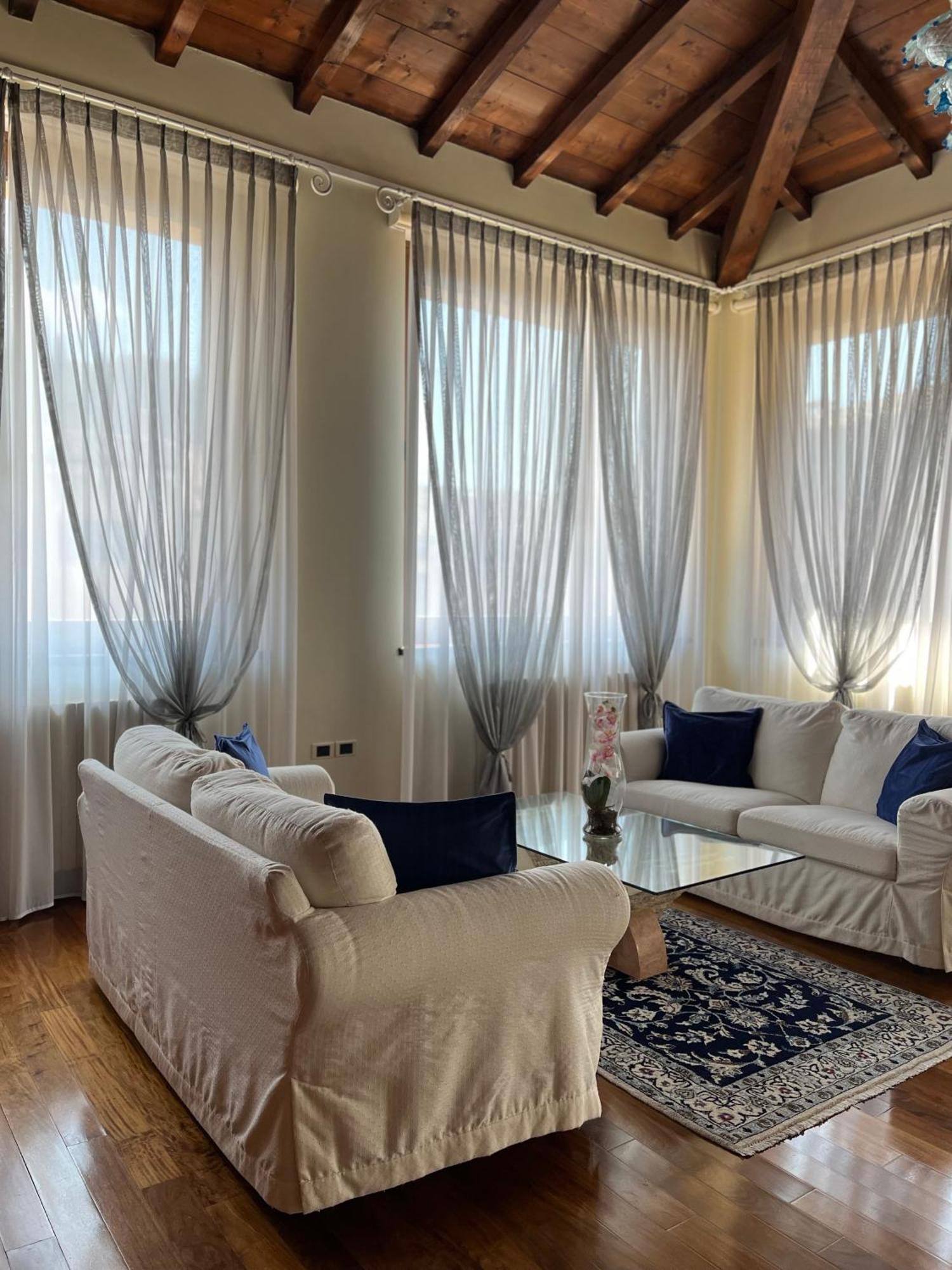 Relais Ponte Pietra 2*