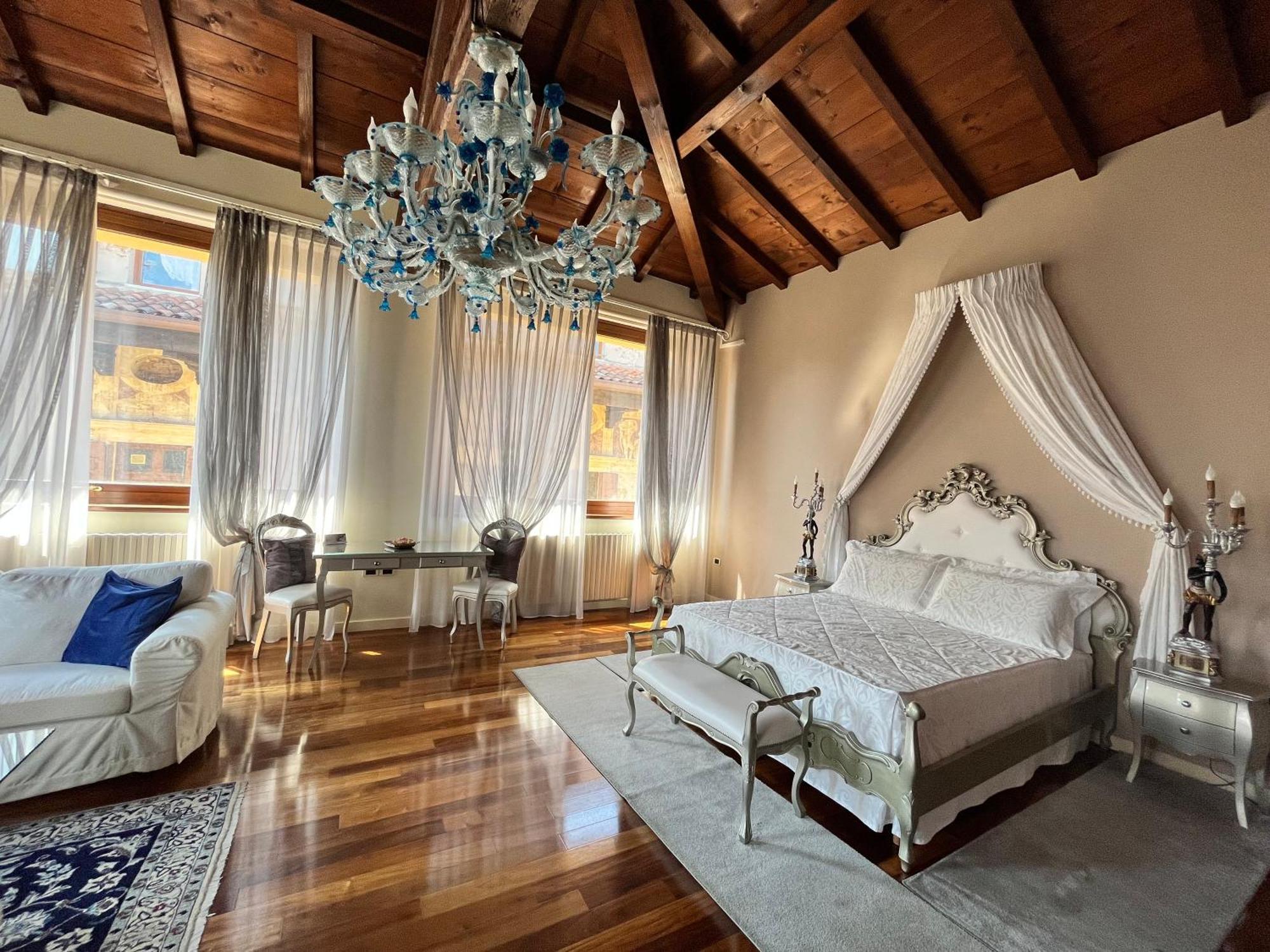 Relais Ponte Pietra Bed & Breakfast 2*