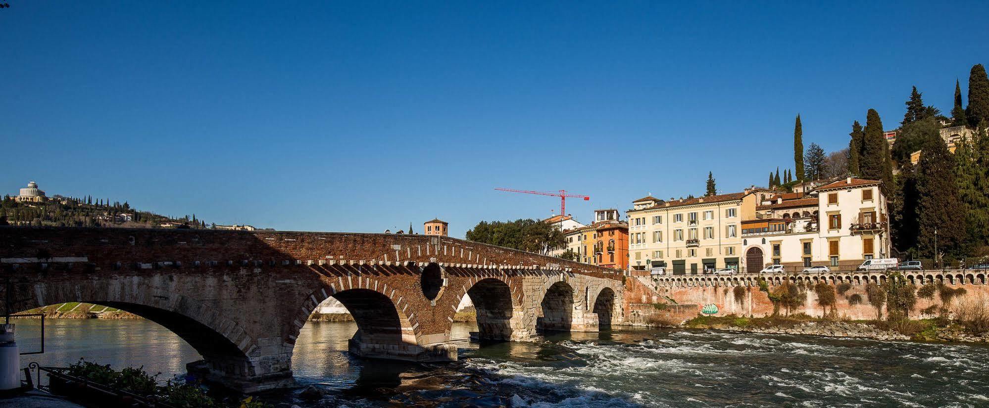 Relais Ponte Pietra Bed & Breakfast