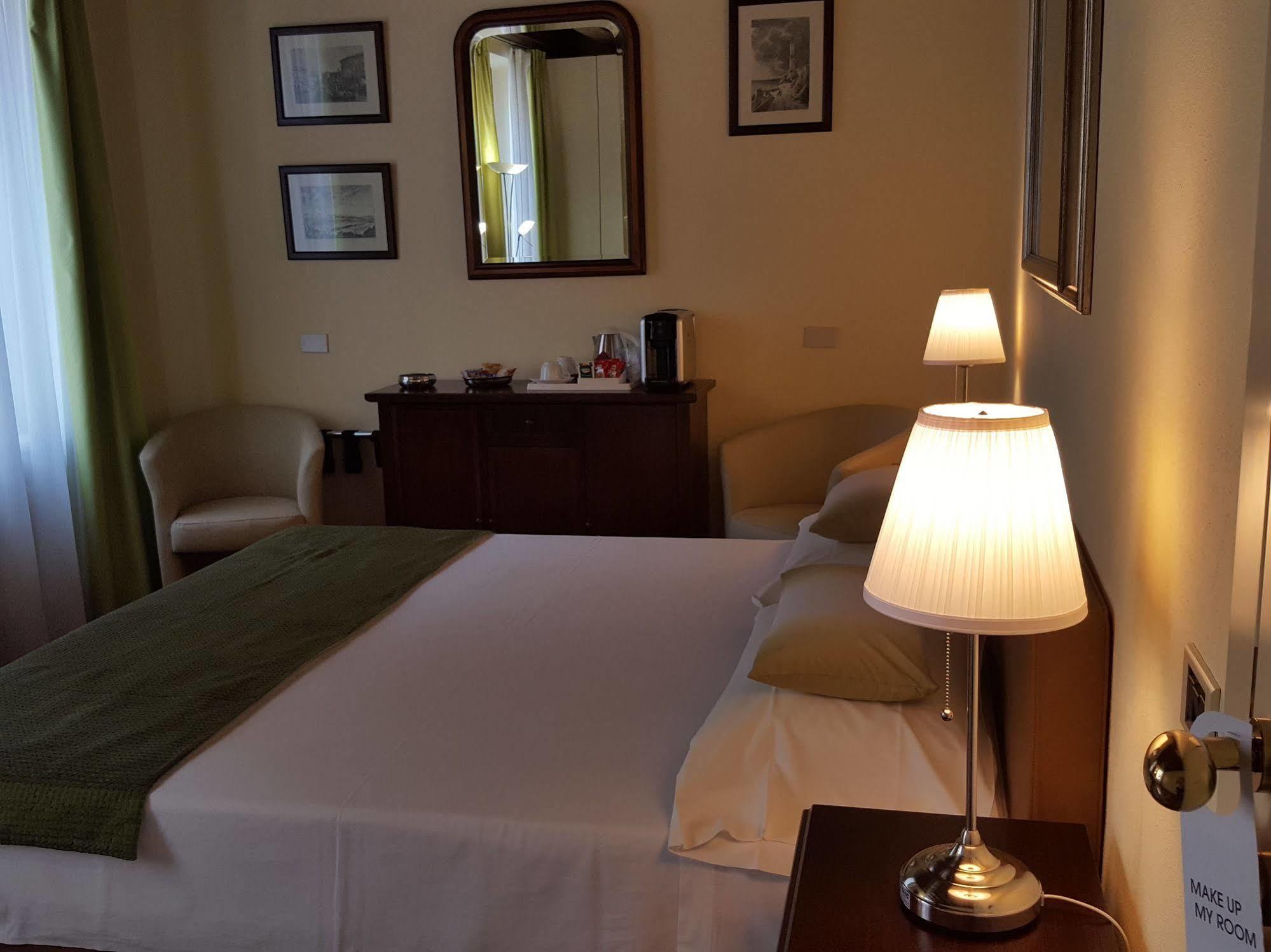 Relais Ponte Pietra Bed & Breakfast 2*