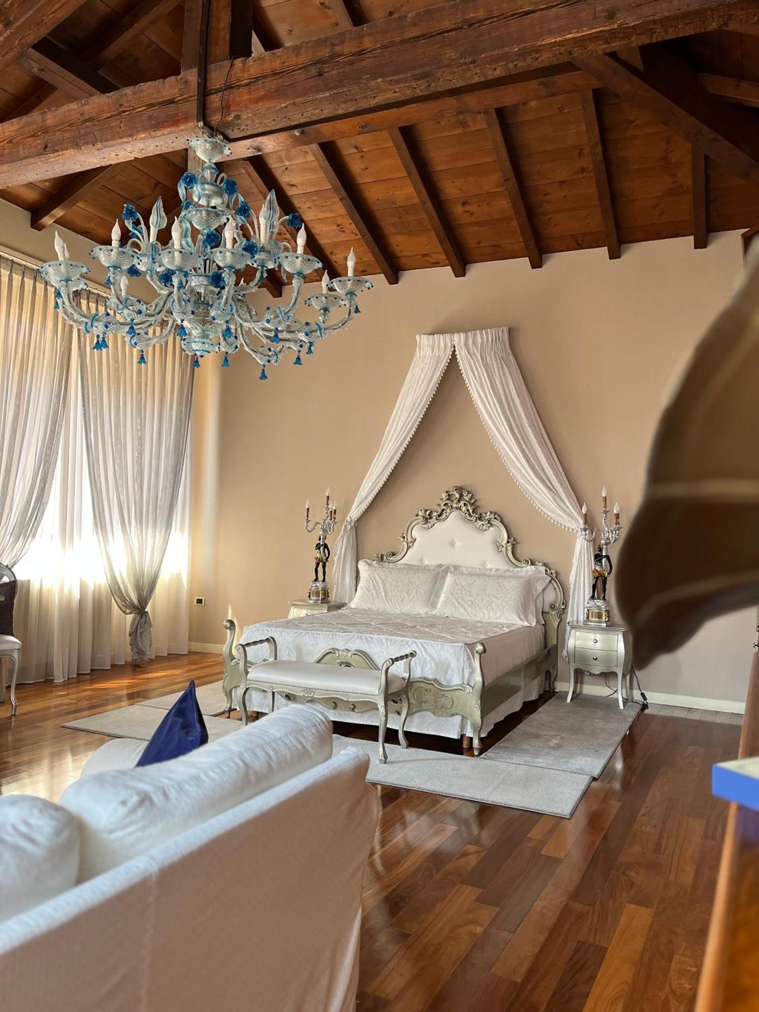 Relais Ponte Pietra 2*
